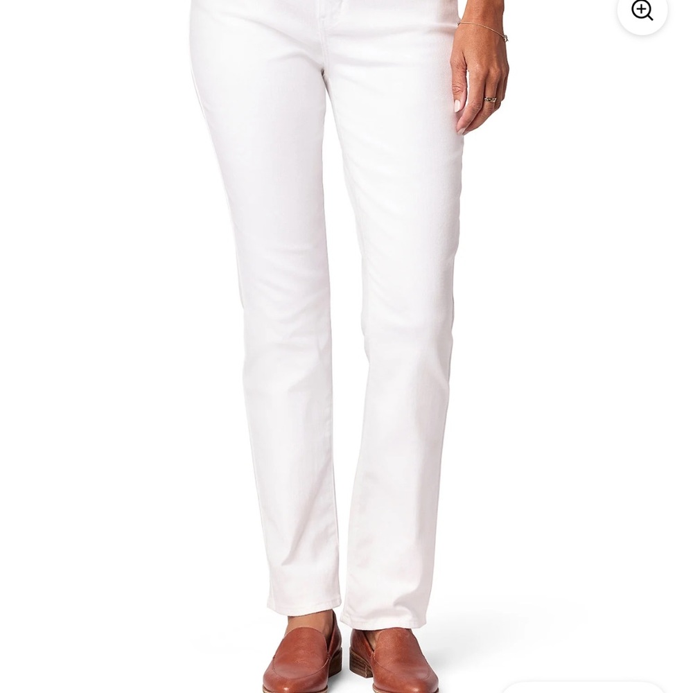 Women’s Levi Strauss Signature Mid-Rise Straight White Jeans